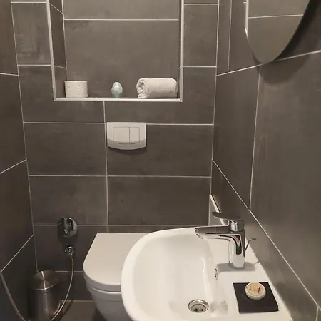 Villa 312 *